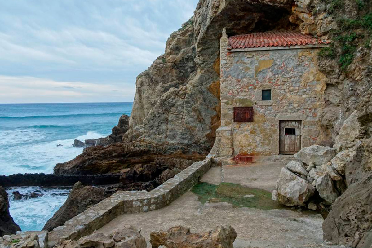 SANTILLANA-DEL-MAR-ENTORNO-VILLA-INOCENCIA4